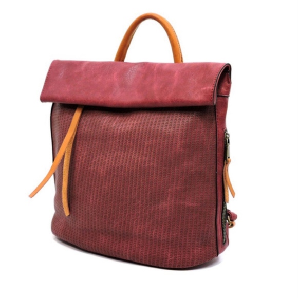 RESTOCK - LEVI Must Have mini Backpack - Picture 5 of 8